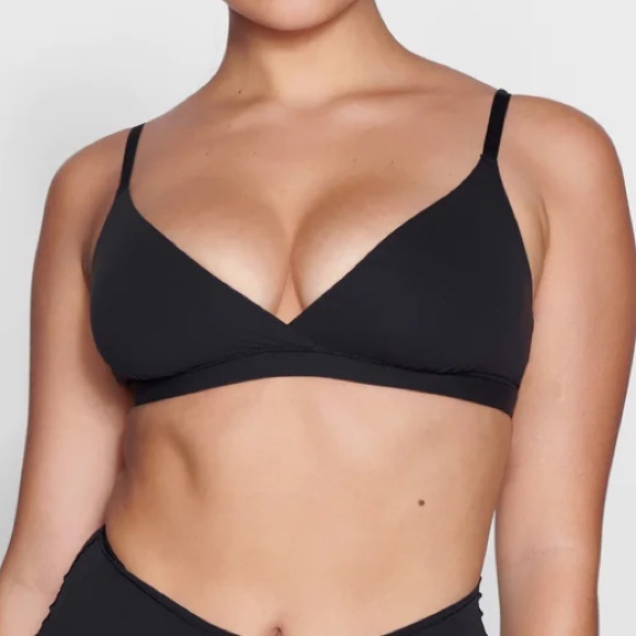 Skims fits everybody crossover bralette size medium - Picture 1 of 6